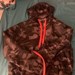 Camp wind breaker